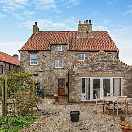 Mel House Newton-on-Rawcliffe