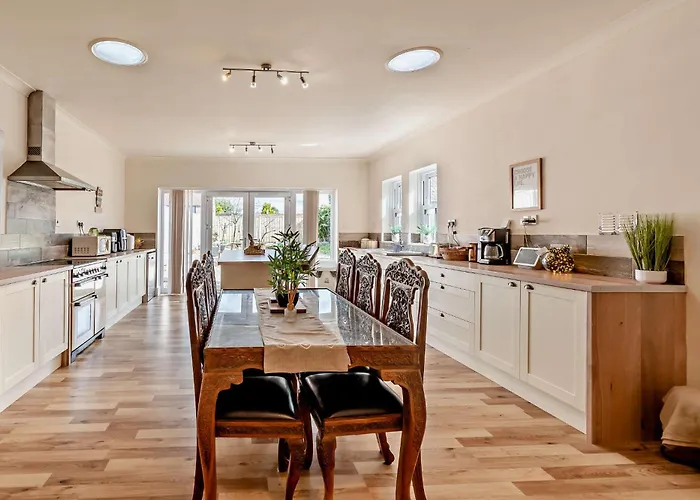 Mel House * Newton-on-Rawcliffe